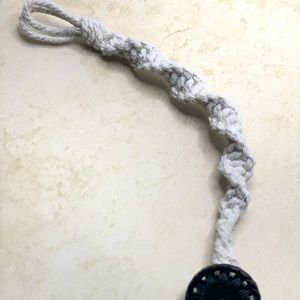 Spiraled hemp bracelet